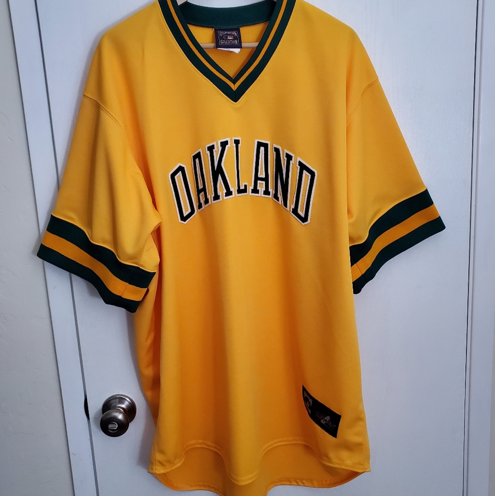 Vintage Majestic Oakland A's baseball Jersey sz.2X